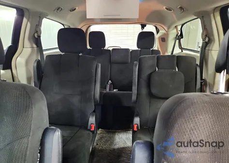 2011 Chrysler Town & Country Touring z USA, uszkodzony, nr VIN 2A4RR5DG9BR733491